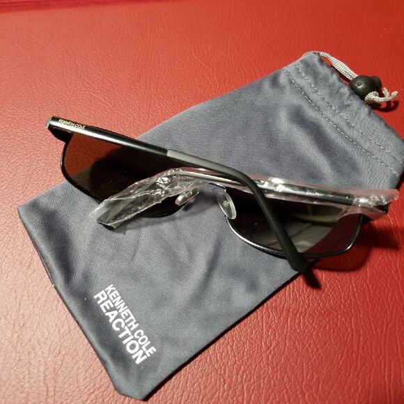 Kenneth Cole Reaction -Mens Sunglasses - Picture 2 of 5